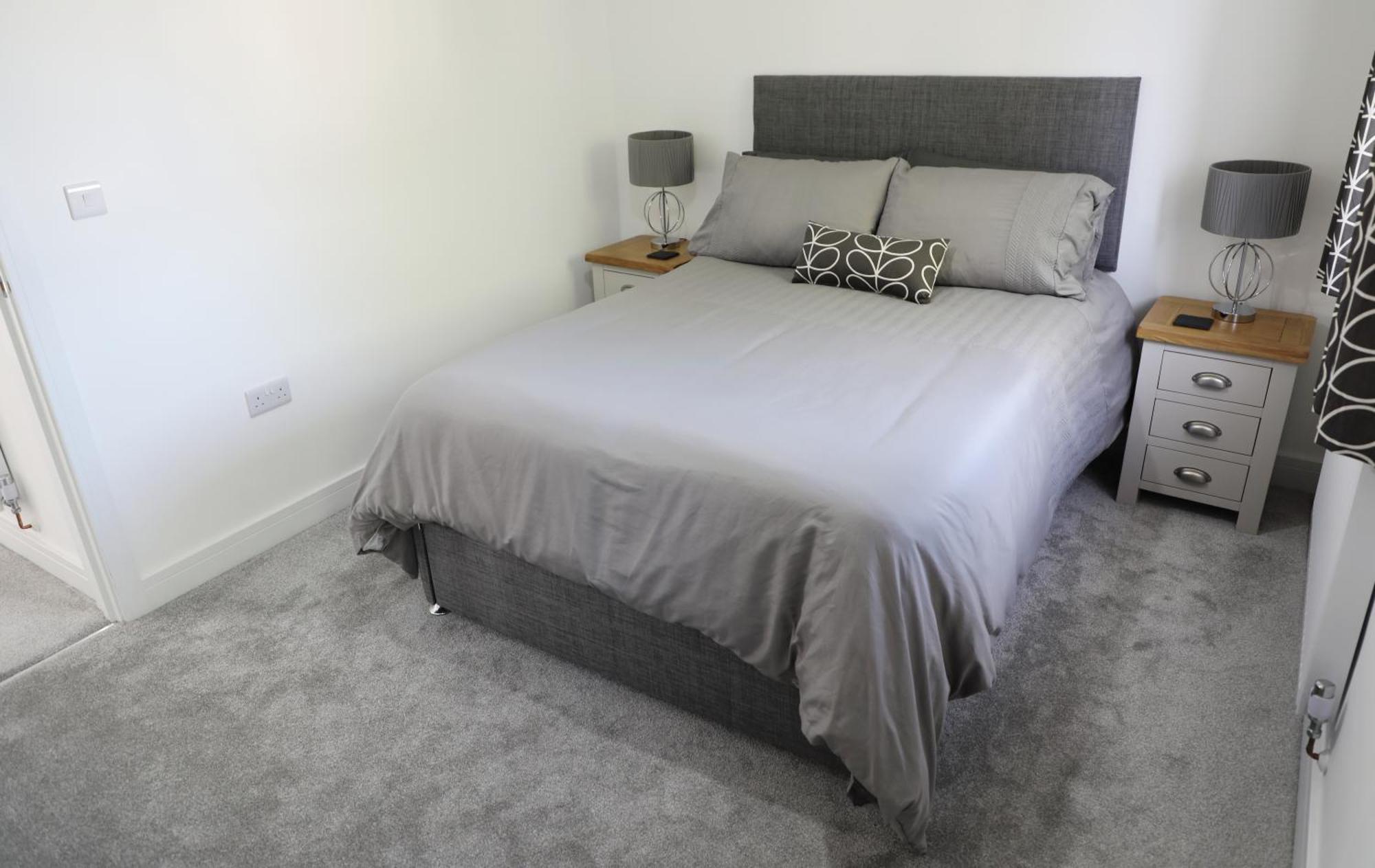 Modern, Two Double Bedroom House With Free Parking Chepstow Exterior foto