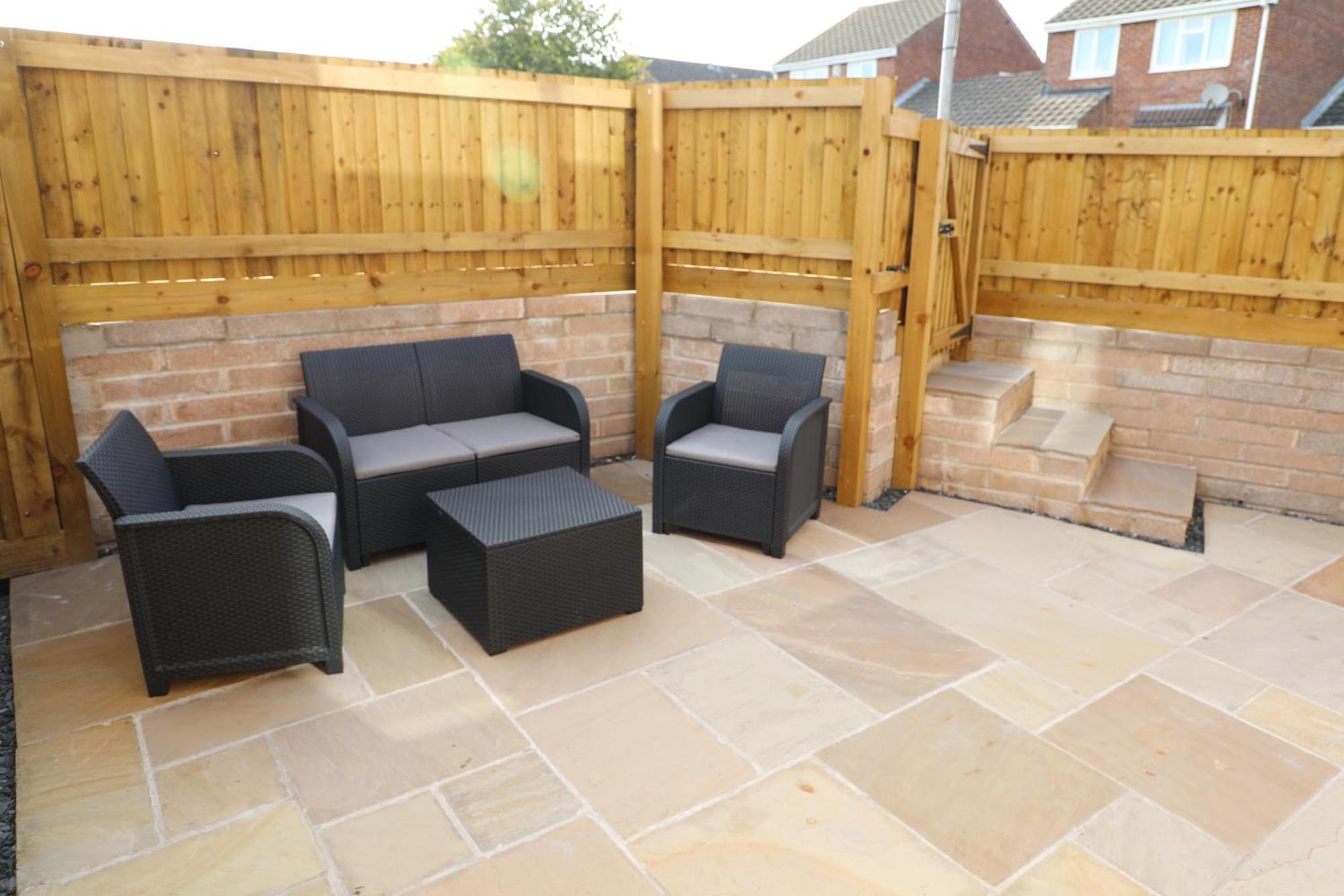 Modern, Two Double Bedroom House With Free Parking Chepstow Exterior foto
